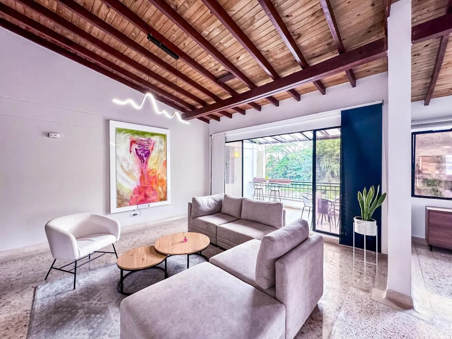3Br 240 M Ac Pool El Tesoro Apartment Medellin 0*,  Colombia