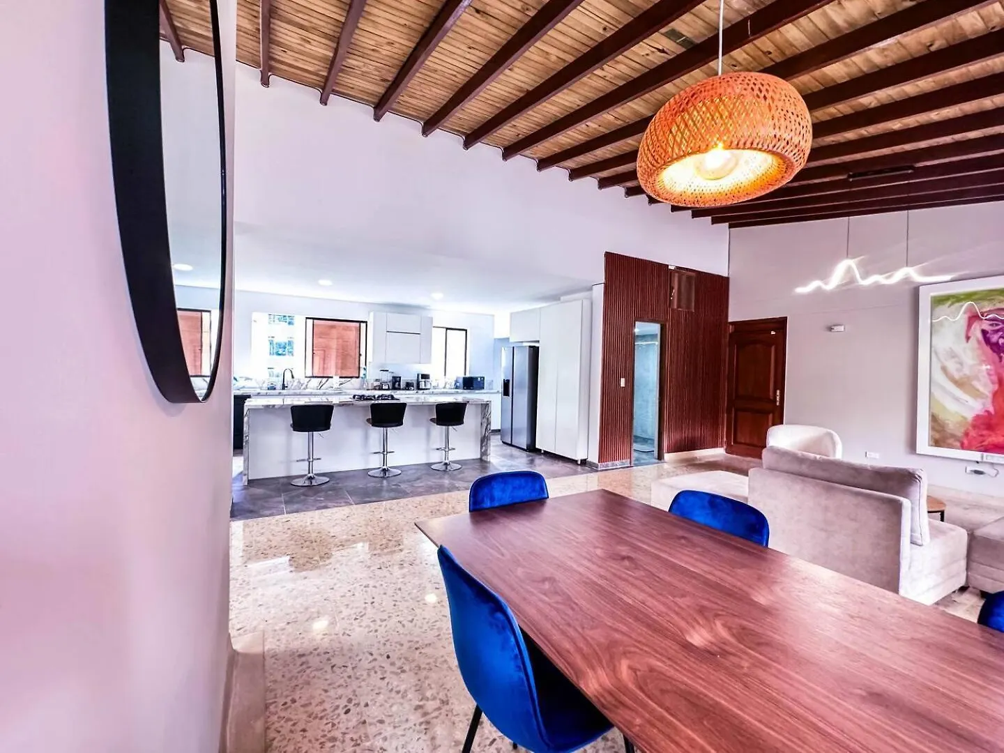 דירות מדיין 3Br 240 M Ac Pool El Tesoro קולומביה