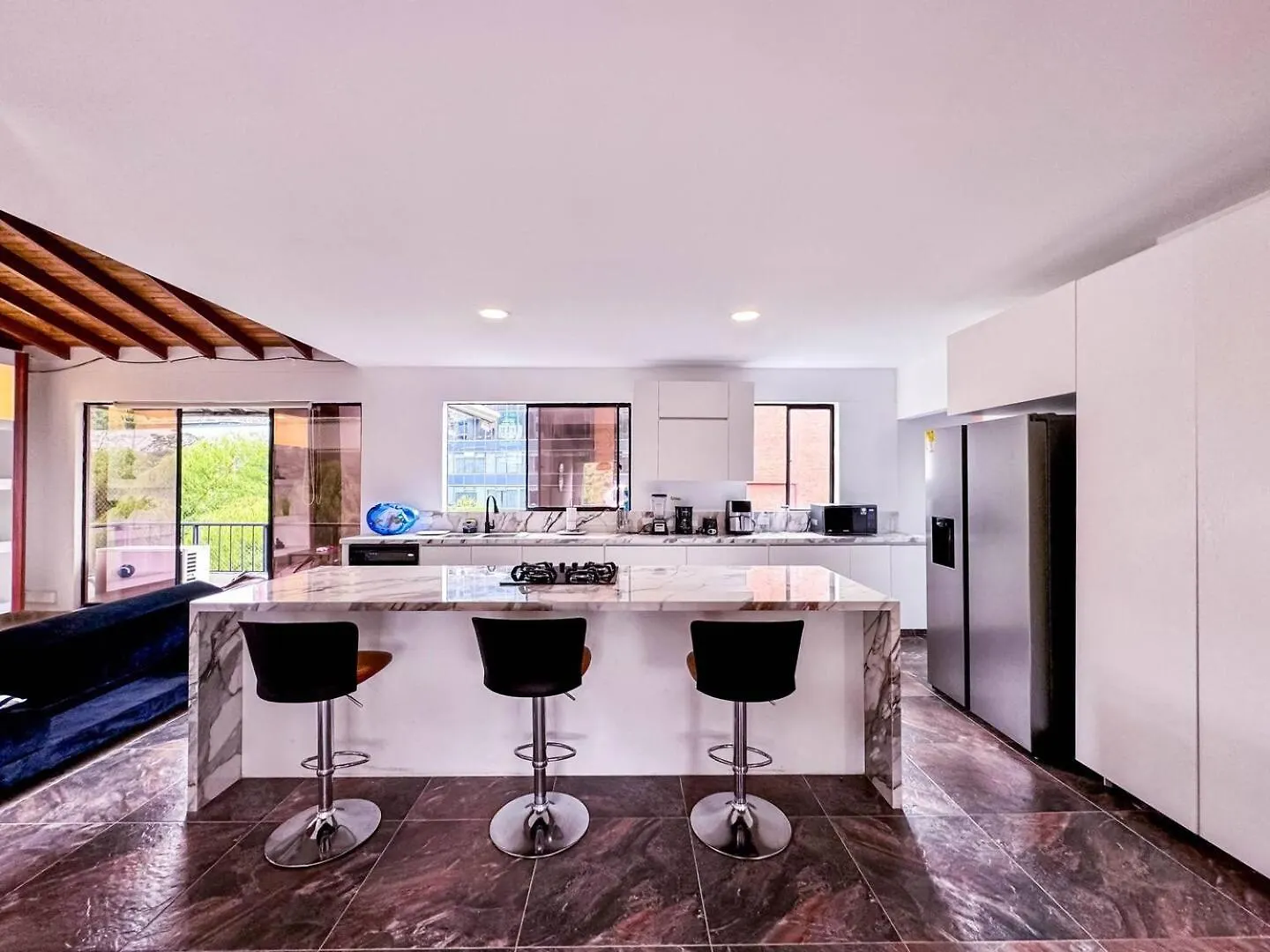 דירות מדיין 3Br 240 M Ac Pool El Tesoro קולומביה