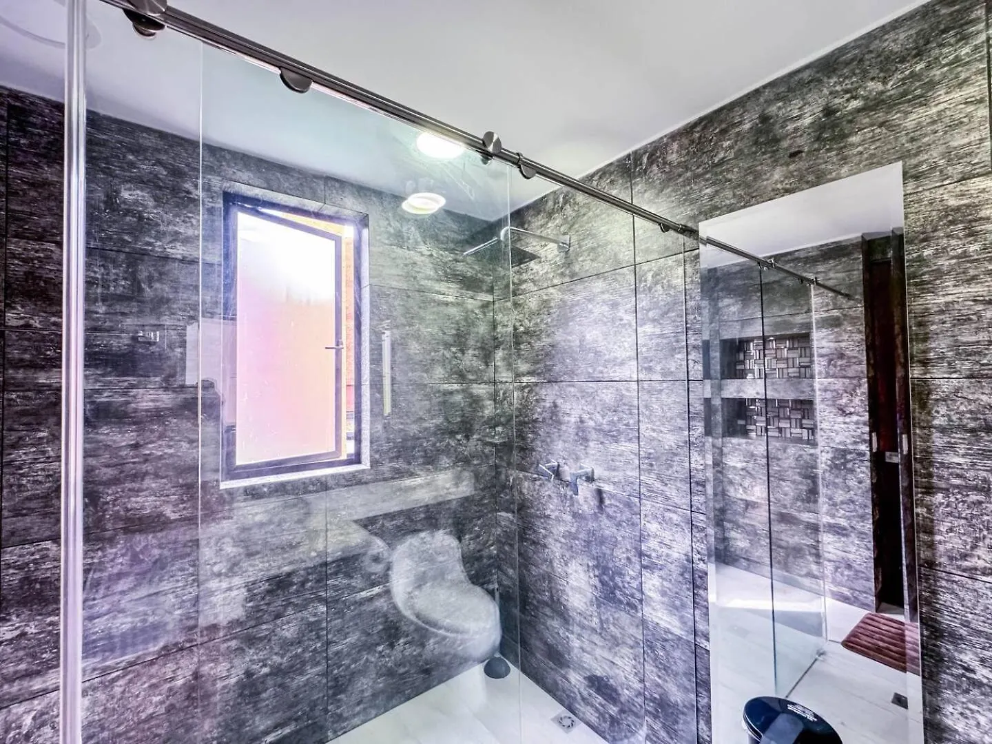 דירות מדיין 3Br 240 M Ac Pool El Tesoro קולומביה